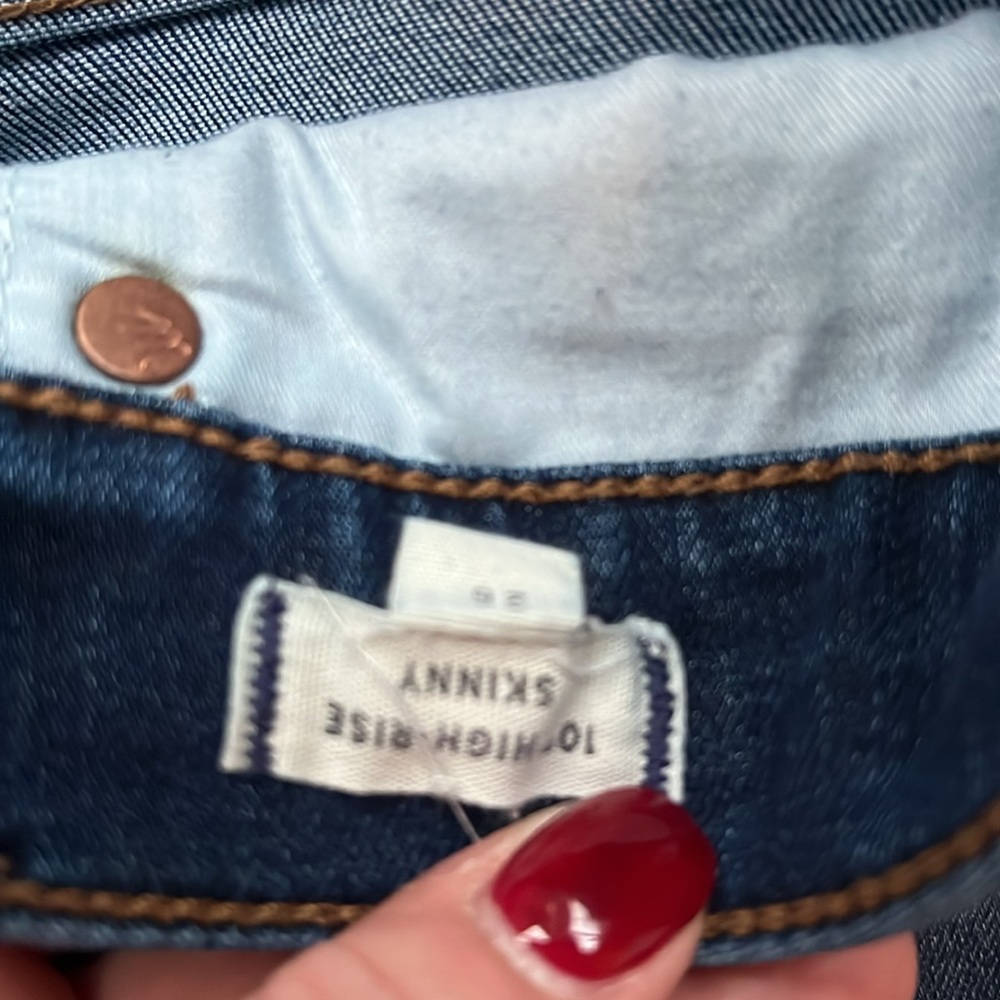 Madewell 10” Highrise Skinny Jean - Picture 3 of 3